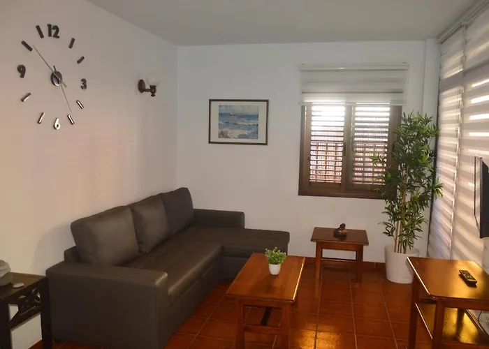 Holiday House Always Sun